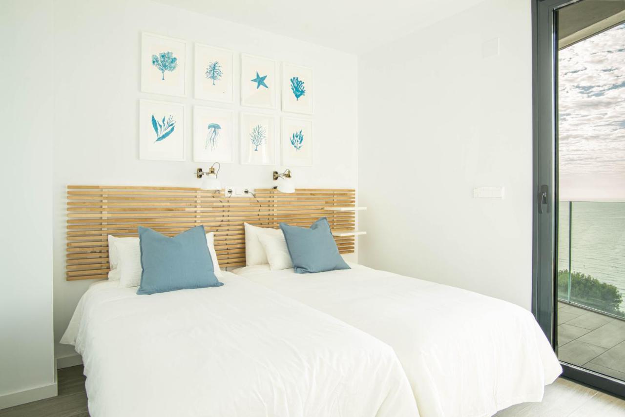 Modern Sea Front East Wind Apartment Alicante Bagian luar foto